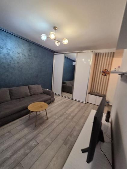 Apartament cu 2 camere decomandat, mobilat în Berceni