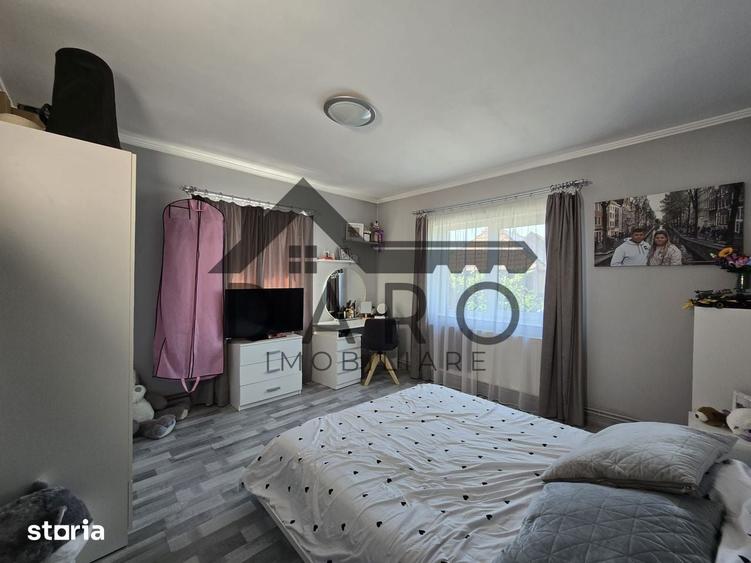 Casa in Livezeni , 140 mp utili , in centrul localitatii . - 14
