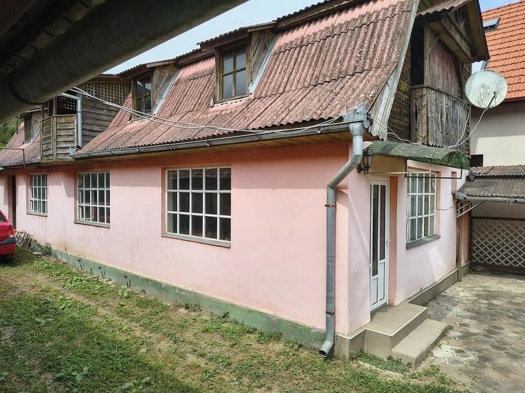 Casă cu 4 camere cu Teren 4000 Mp în Țaga