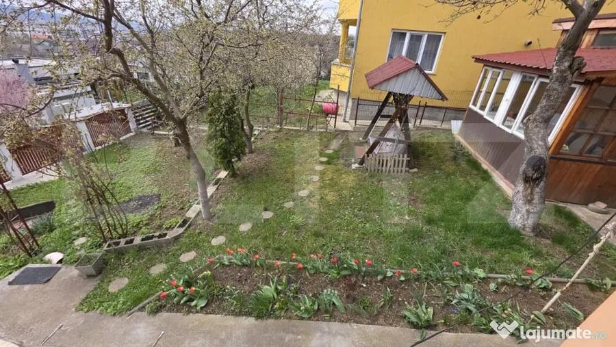 Casă cu 4 camere cu Teren 530 Mp în Central