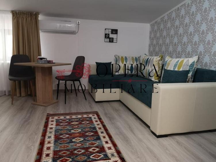 Casă individuală cu 20 camere cu Canalizare în Copou