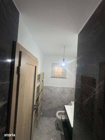 Apartament cu 3 camere decomandat în Astra