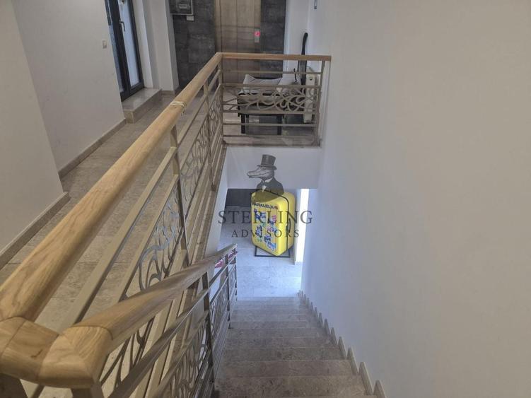 Birou, de 700 mp, în Grivița