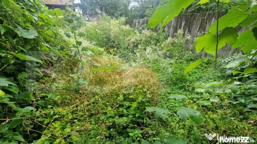 Casă cu 5 camere cu Teren 935 Mp în Central