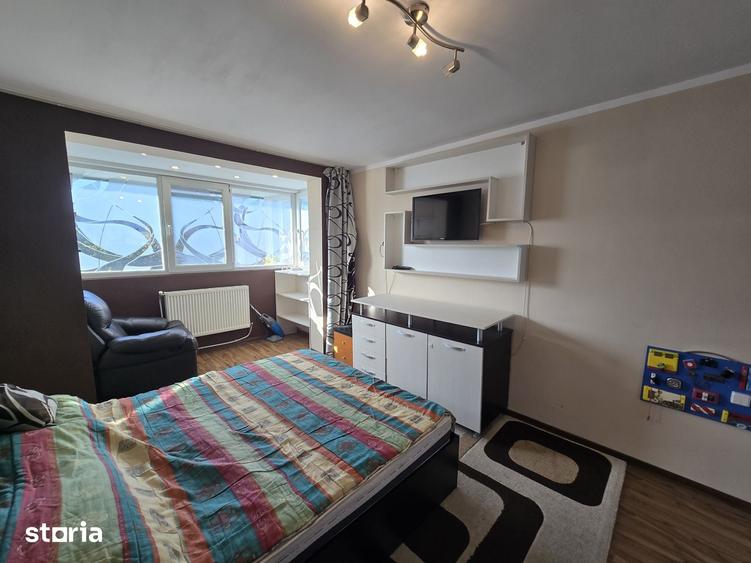Apartament cu 2 camere decomandat în Precista