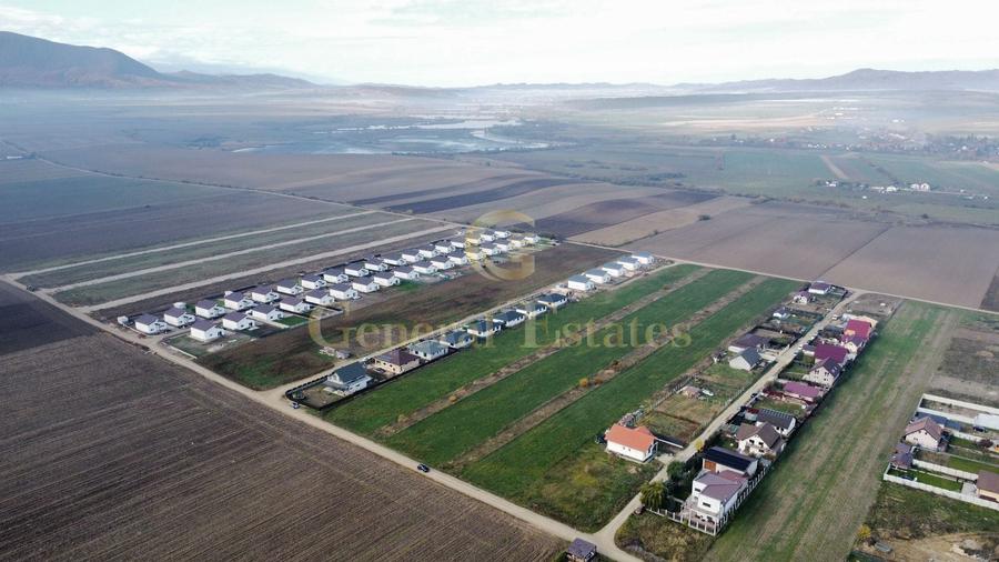Teren Construcții de 590 mp, în Hălchiu