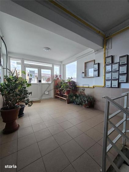 Apartament cu 2 camere decomandat în Bârnova