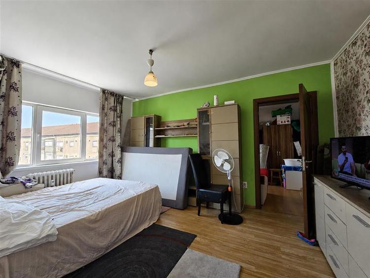 Apartament cu 2 camere semidecomandat în Iosia-Nord