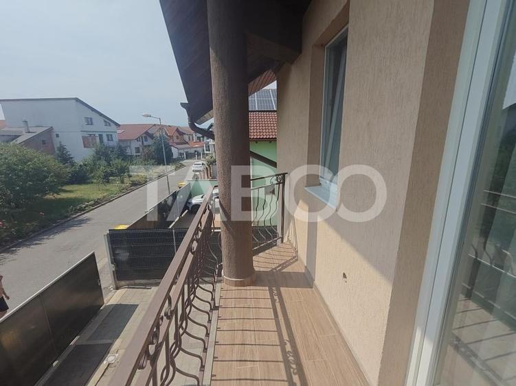 Duplex cu 4 camere cu Canalizare în Tineretului