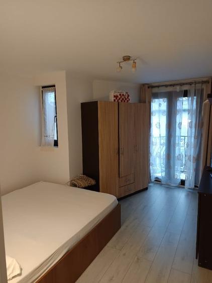 Casă cu 4 camere cu Teren 50 Mp în Fălticeni