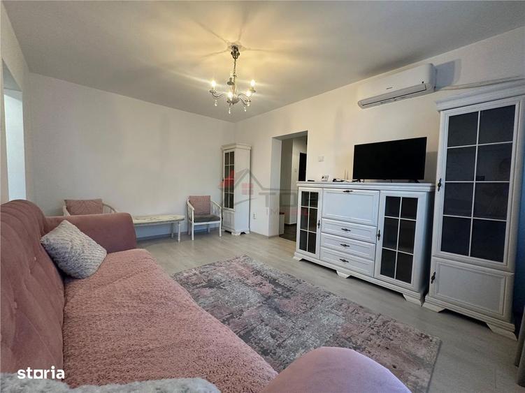 Apartament cu 2 camere semidecomandat, mobilat în Podu Roș
