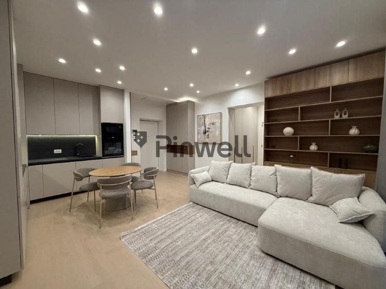 Apartament cu 2 camere semidecomandat, mobilat în Aviației
