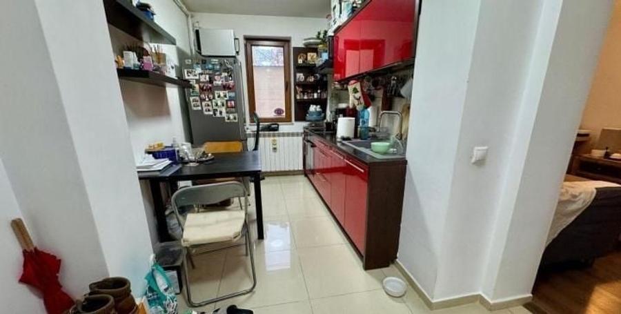 Apartament cu 2 camere semidecomandat, mobilat în Tomis II