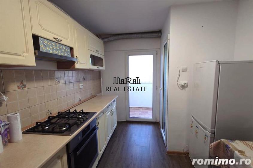 Apartament cu 3 camere în Criș
