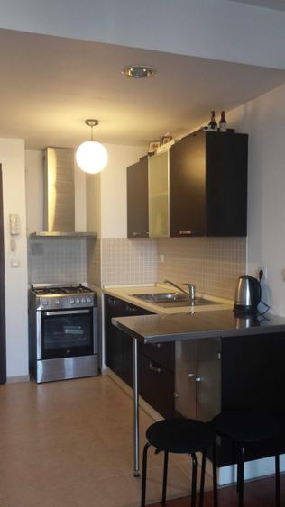 Apartament cu 2 camere decomandat în Colentina
