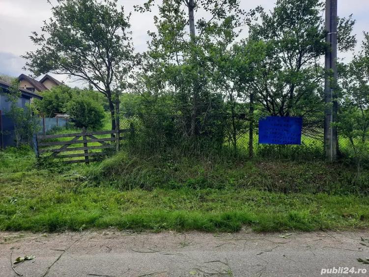 Teren de 1800 mp, în Central