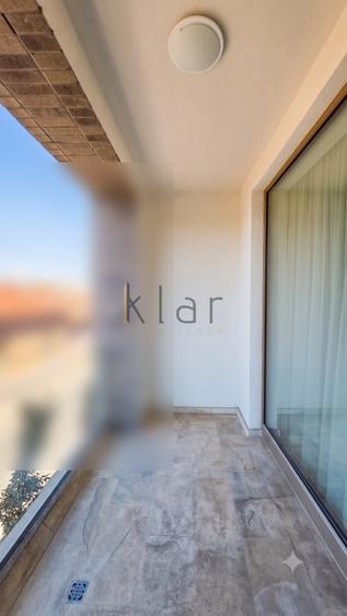 Apartament cu 2 camere semidecomandat, mobilat în Central
