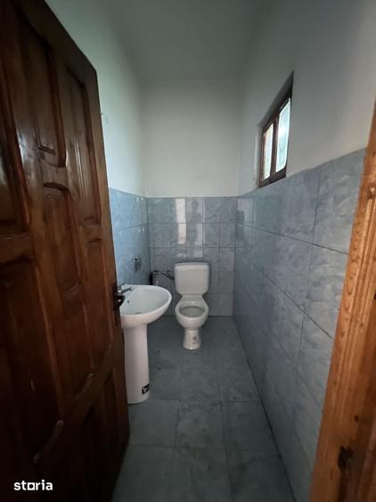 Spațiu comercial, de 700 mp, în Corod