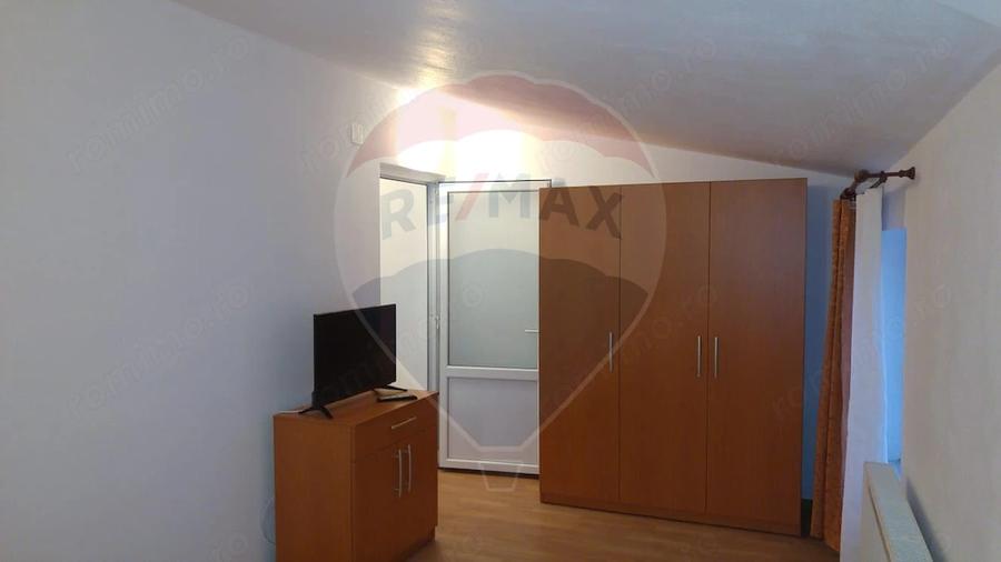 Casă cu Teren 396 Mp în Central