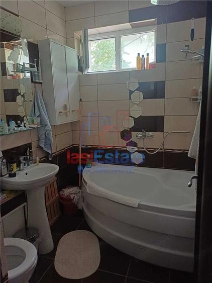 Apartament 3 camere de vanzare | Etaj 1 | Podu Ros Tesatura - 2
