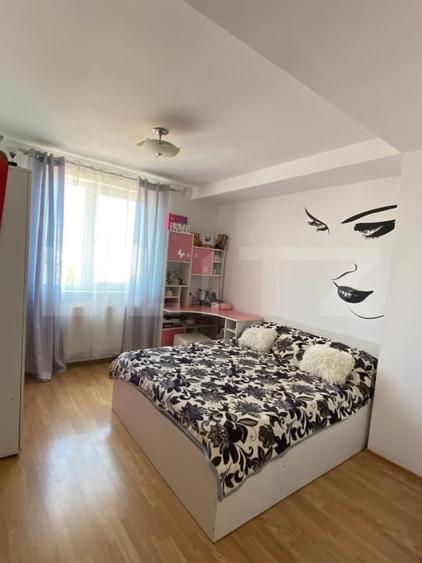 Apartament cu 4 camere decomandat, mobilat în Independenței