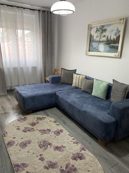 Garsonieră decomandată în Central