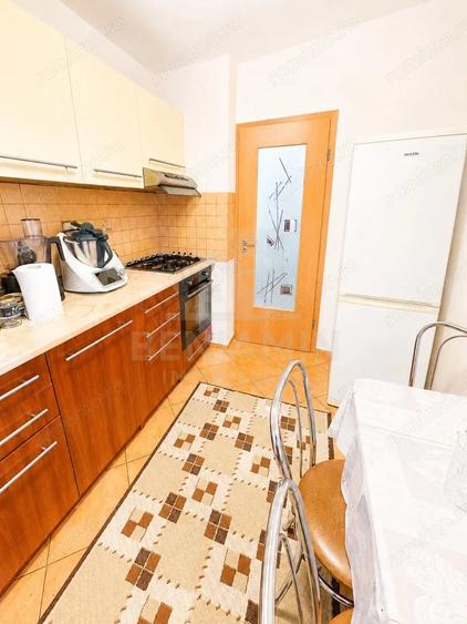 Apartament cu 2 camere semidecomandat în Noua