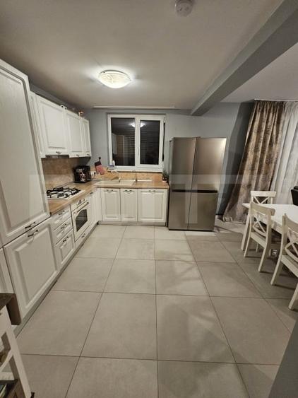 Duplex cu 4 camere cu Canalizare în Florești