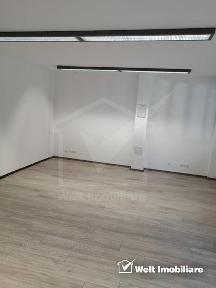 Birou, de 62 mp, în Central