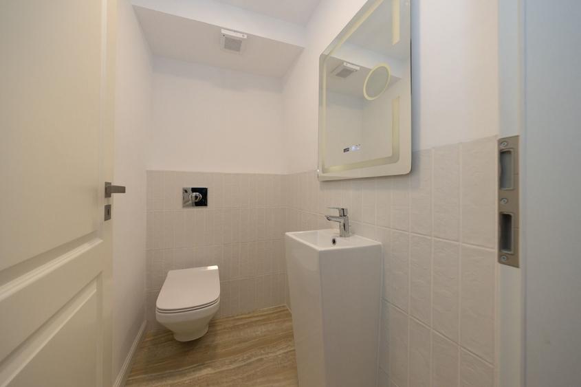 Apartament cu 2 camere decomandat, mobilat în Dealul Cetății