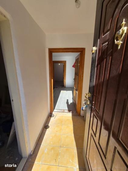 Casă cu 3 camere cu Teren 102 Mp în CFR