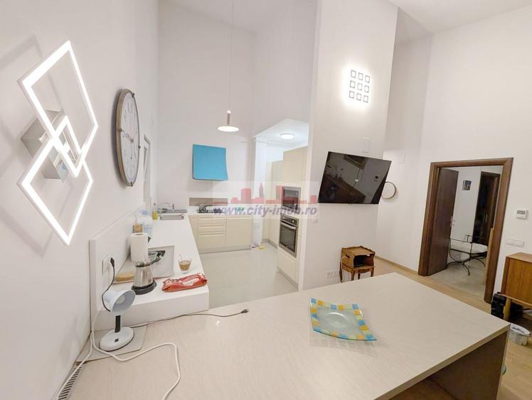 Apartament cu 2 camere decomandat în Băneasa