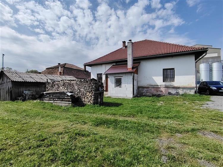 Spațiu comercial, de 92 mp, în Remetea