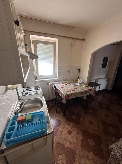 Apartament cu 2 camere semidecomandat în Nicolae Bălcescu
