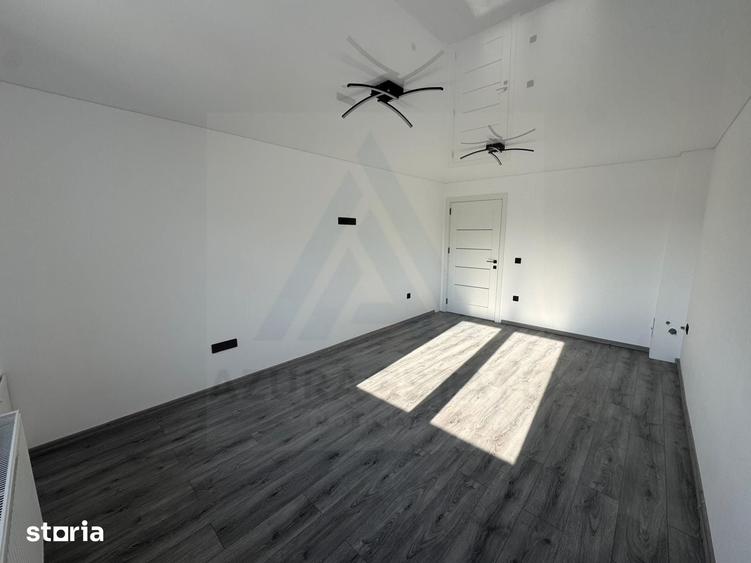 Casă cu 5 camere cu Teren 200 Mp în Șeica Mică