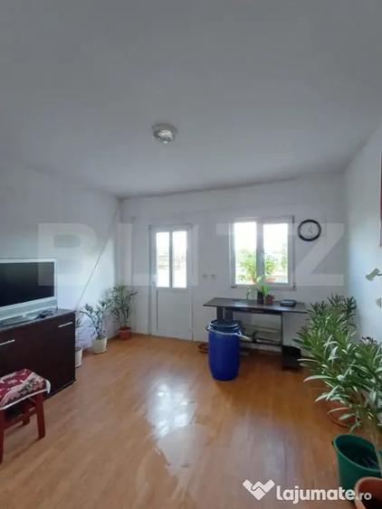 Casă cu 2 camere cu Teren 3289 Mp în Luna