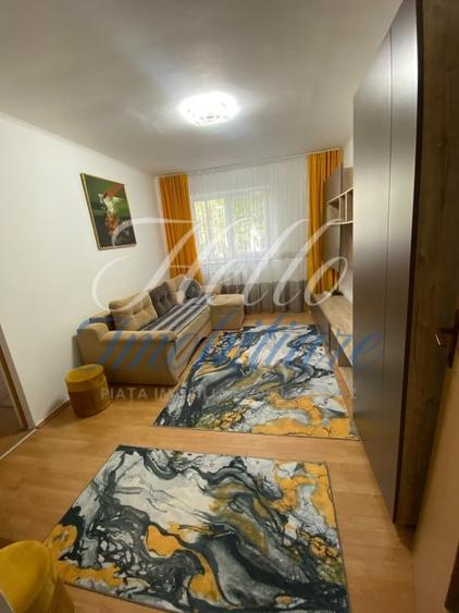 Apartament cu 2 camere semidecomandat, mobilat în Mănăștur