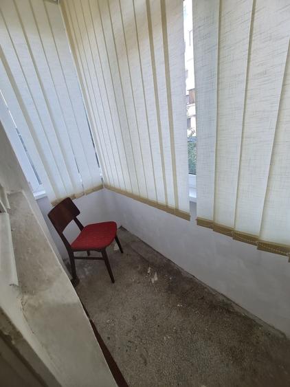 Vind 2camere decomandate etaj 1 - 5