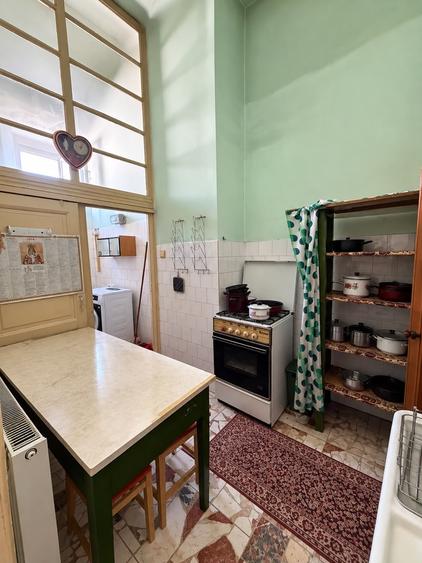 Apartament cu 4 camere în Ultracentral