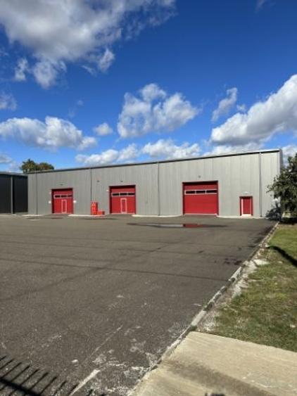 Spațiu comercial, de 1,240 mp, în Piatra-Neamț - 1