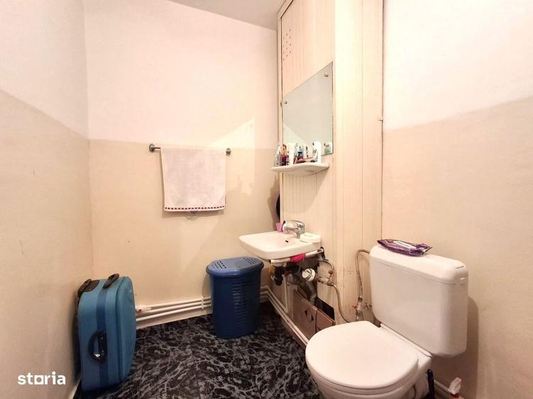 Apartament cu 3 camere semidecomandat, mobilat în Dristor