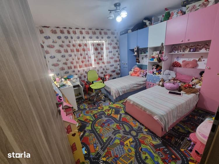 Apartament cu 3 camere decomandat în Ultracentral