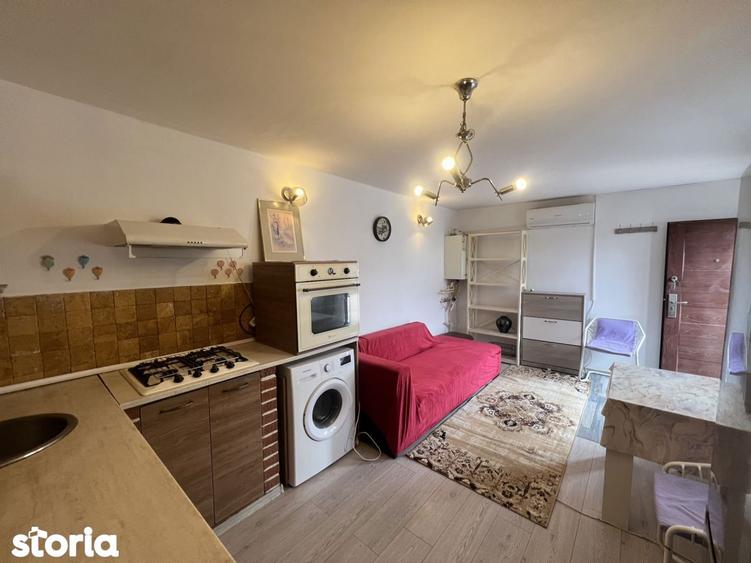 Garsonieră în Mărgineni
