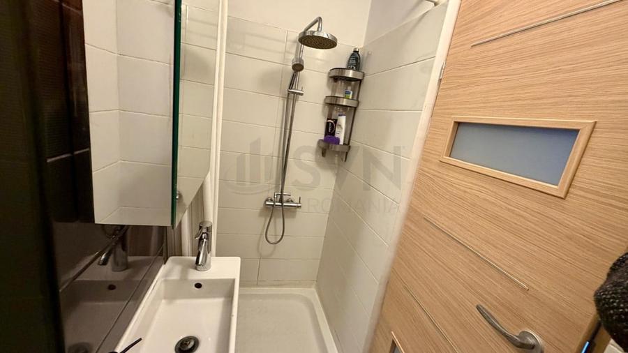 Apartament cu 2 camere semidecomandat, mobilat în Cișmigiu