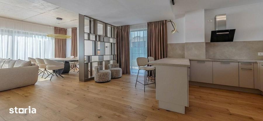 Casă cu 5 camere cu Teren 200 Mp în Central