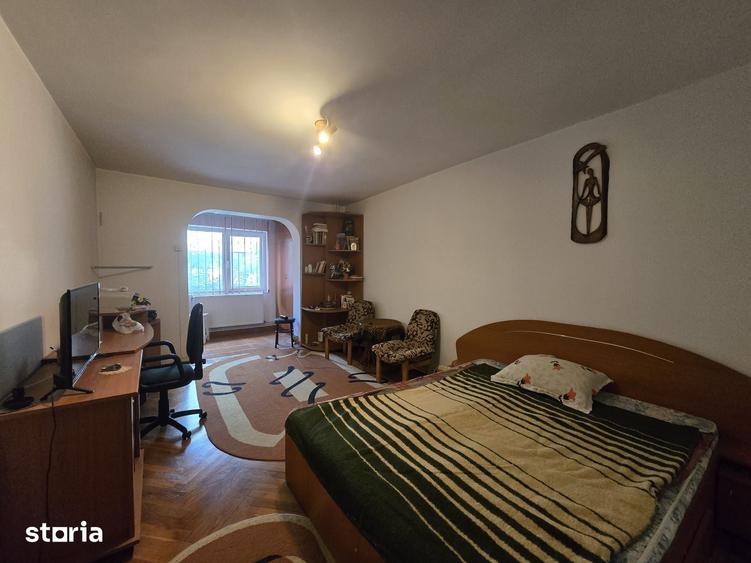 De inchiriat -Ap. 1 cam Vizirul 1, parter, mobilat decent - 1