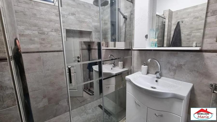 Casă cu Teren 280 Mp în Semicentral