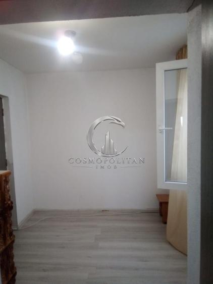 Casă individuală cu 4 camere cu Canalizare în Săgeata