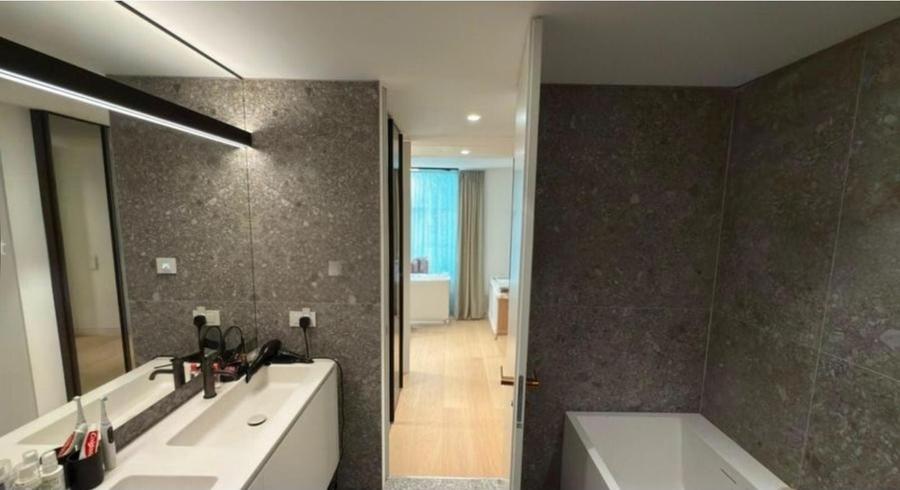 Apartament cu 4 camere decomandat, mobilat în Dorobanți
