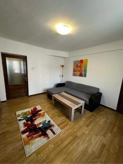 Apartament cu 2 camere decomandat în Ultracentral
